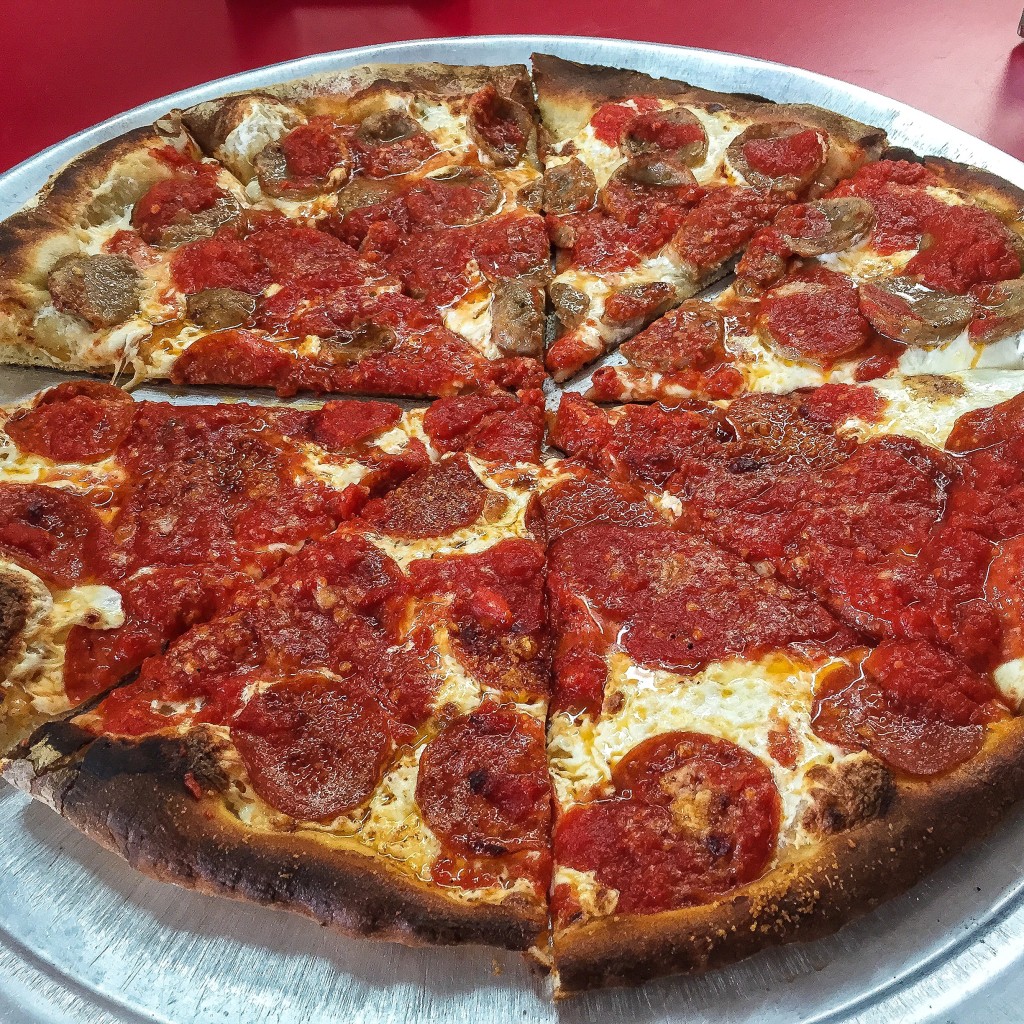 Small Pizza - Half Pepperoni / Half Sausage