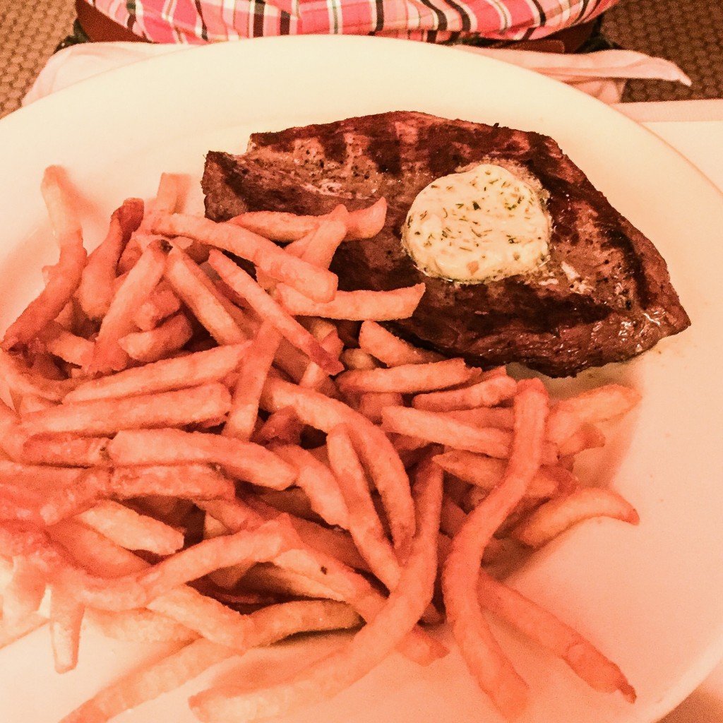 Steak Frites w. choice of Maitre D’ butter or Béarnaise sauce $29