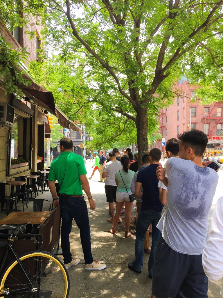 At 11:15 am on a Friday, the line took about 30 minutes to get through. Which means I had to stand behind that gross, sweaty back for 30 Minutes.