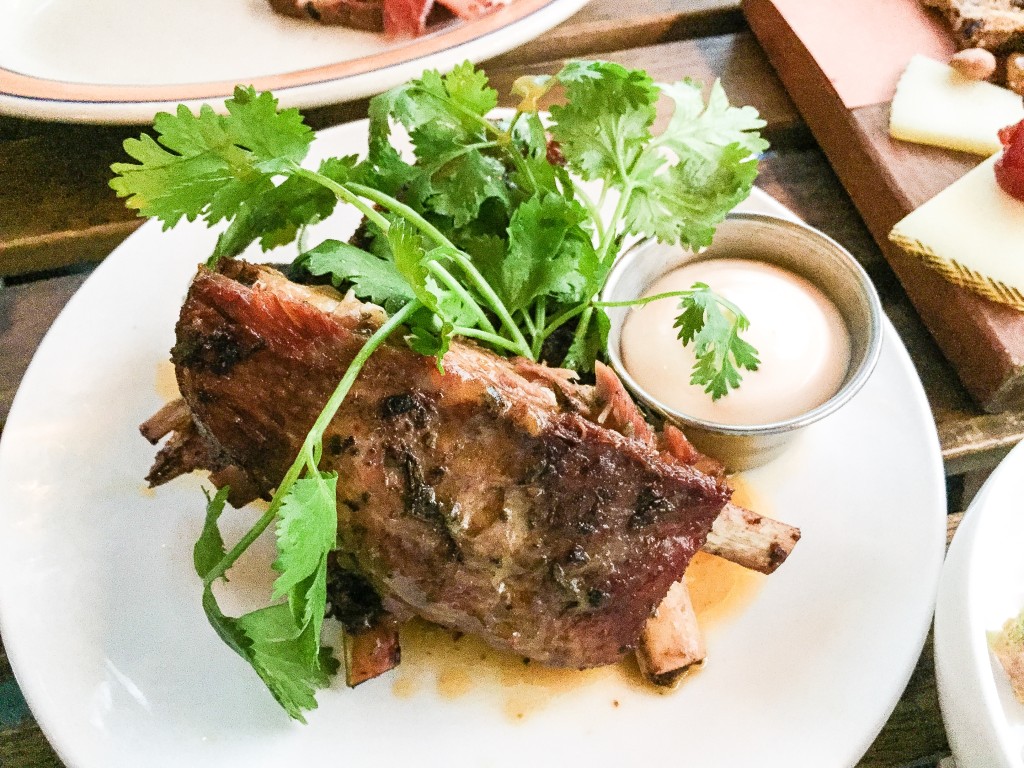 Costillas de Cordero - $15 - Lamb Ribs, Rosemary Aioli 