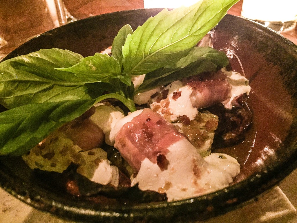 bocconcini  mozzarella, speck    12