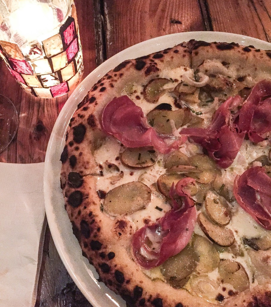 Mr Potato Head - Béchamel, mozzarella, rosemary, roasted potato, chives, shallots, prosciutto - $25