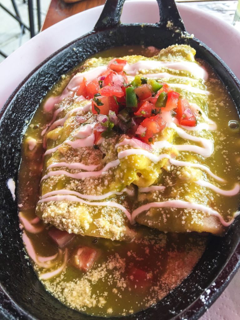 Enchiladas con Huevo Jamon y Queso scramble eggs, country ham, mexican cheese, salsa verde pico de gallo, crema $15